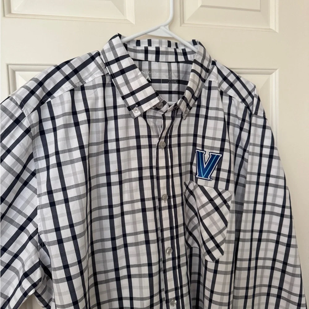 Villanova Men’s Button Down Shirt